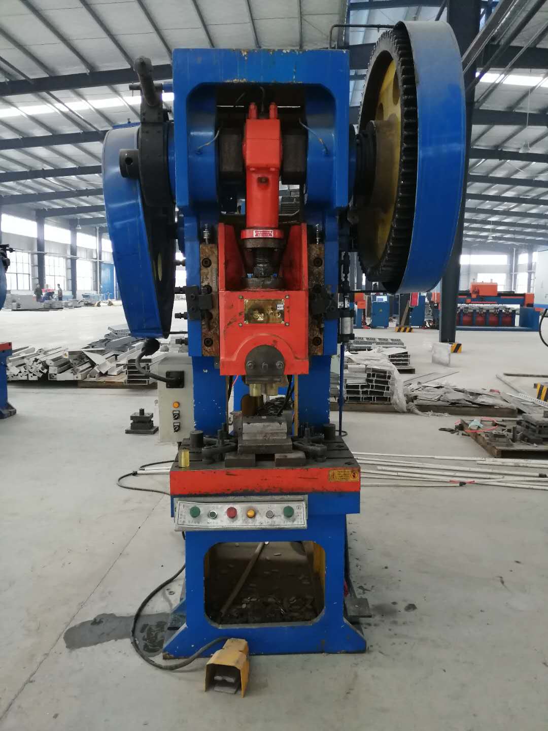 80噸開式壓力機